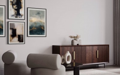 Galerijos sienos idėjos: kaip derinti skirtingus formatus